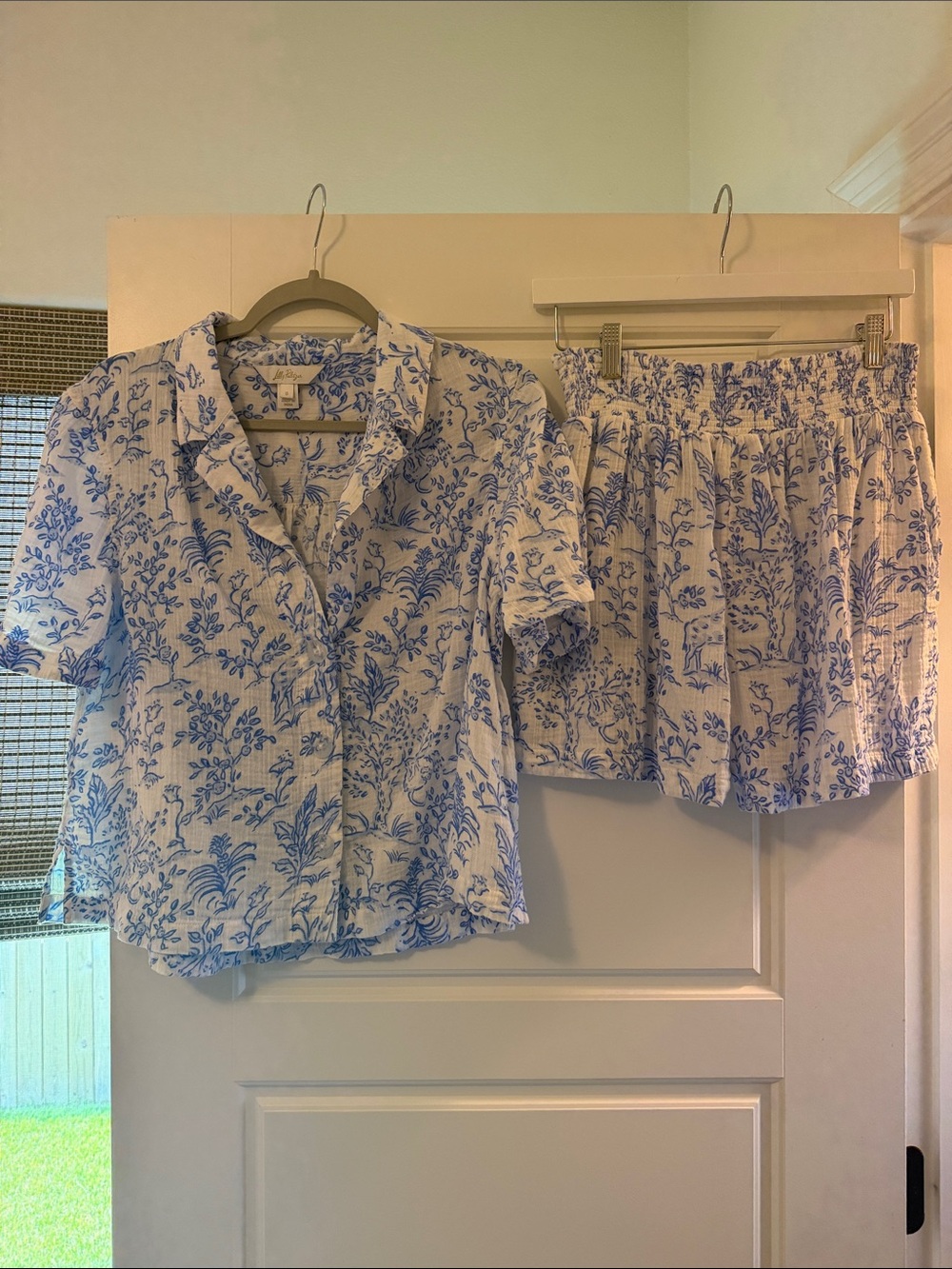 Women's Blue Floral Short Set - Button-Front Top & Elastic Shorts